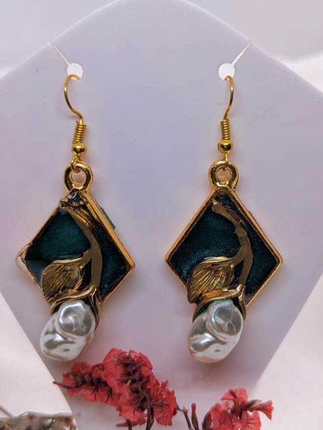 Resin Earrings Green Diamond Design Gold Tone Finish
