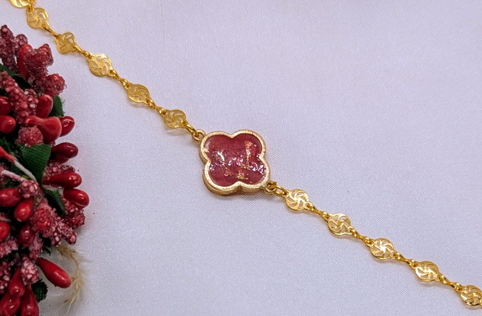 Red Resin Chain Bracelet ? Gold Tone